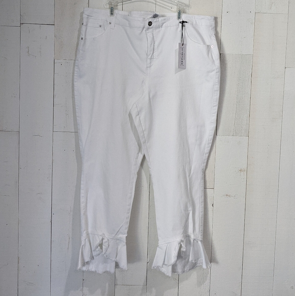 NWT For The Republic High Rise White Jeans - Picture 8 of 11